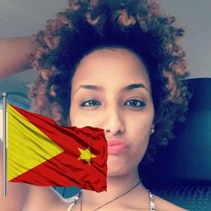 Meet your Posher, Hana